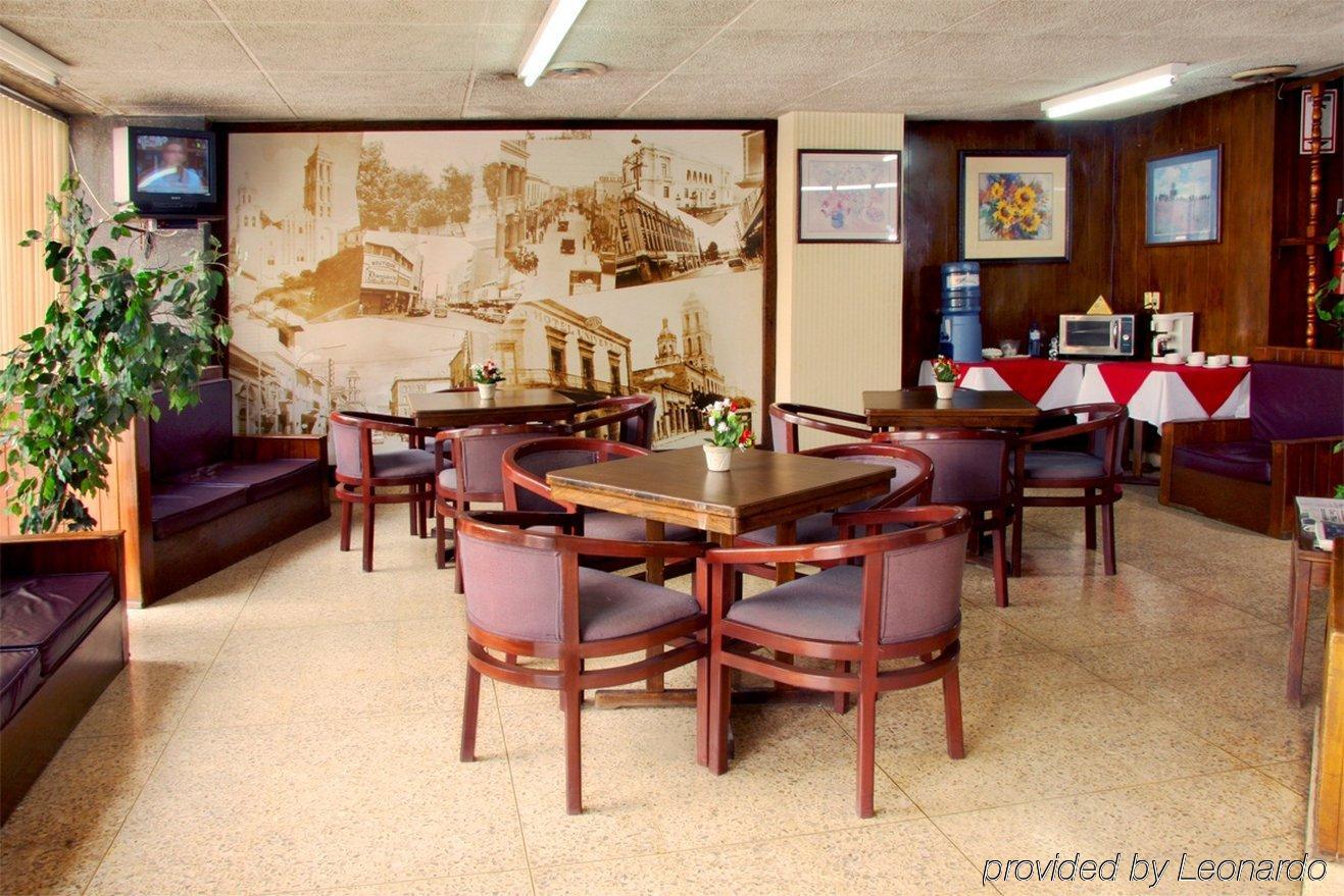 Hotel Premier Saltillo Coahuila Restaurant photo
